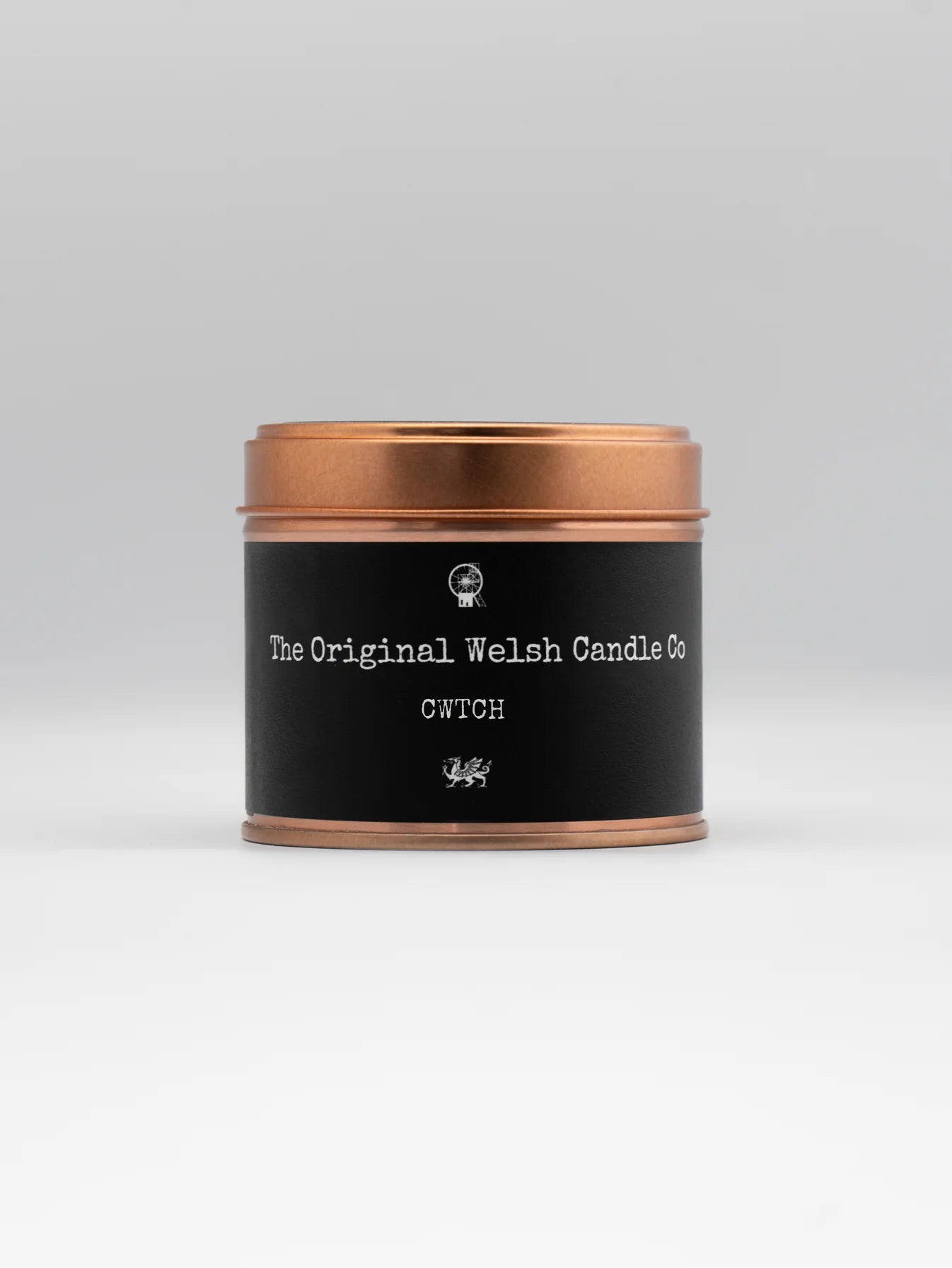 Cwtch Copper tin candle scented with Rose & Oud The original welsh candle co.