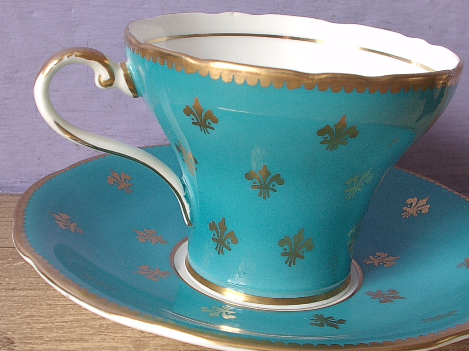 Tŷ Sip - relax with tea and Welsh treats