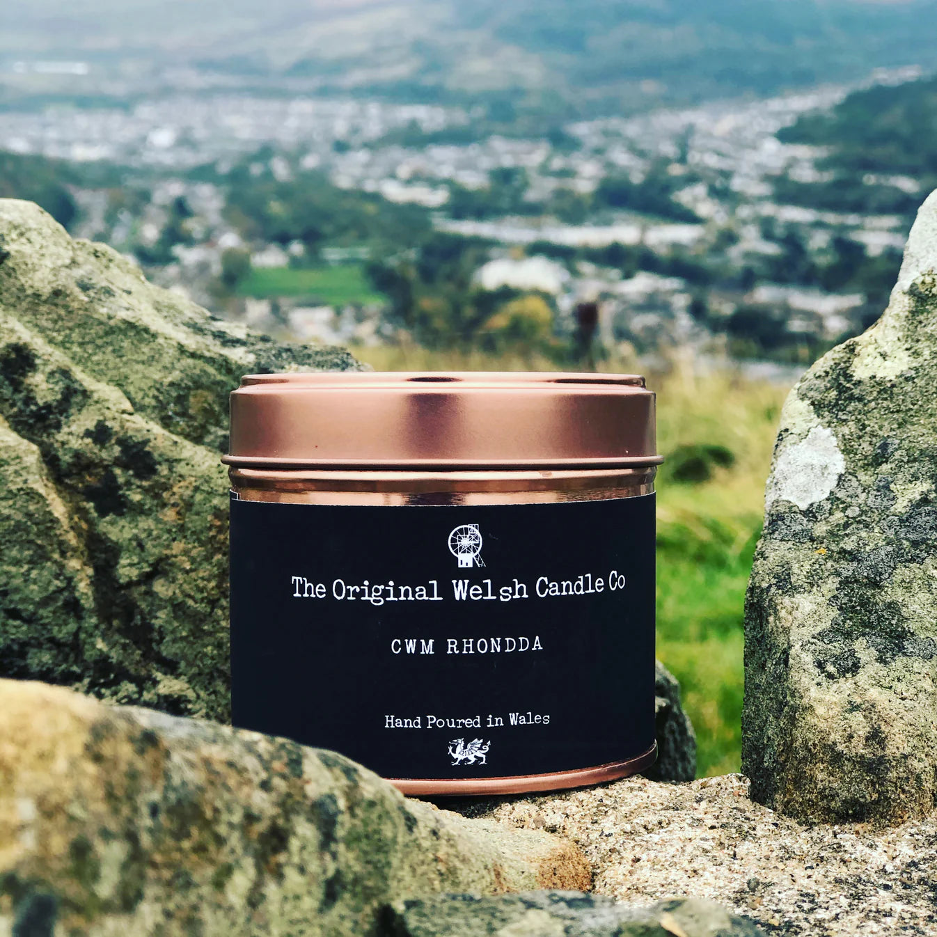 Cwm Rhondda - fresh linen - The original Welsh candle company