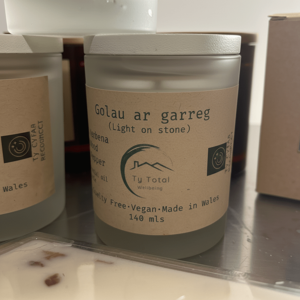 RECONNECT Lemon Verbena & Ho wood Candle - Tŷ-Total