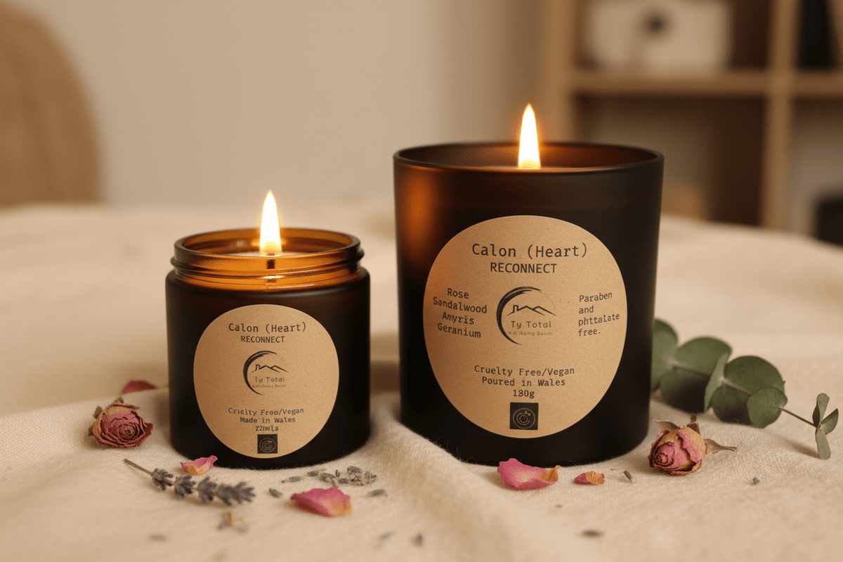 RECONNECT Rose, Amyris & Geranium Candle - Tŷ-Total