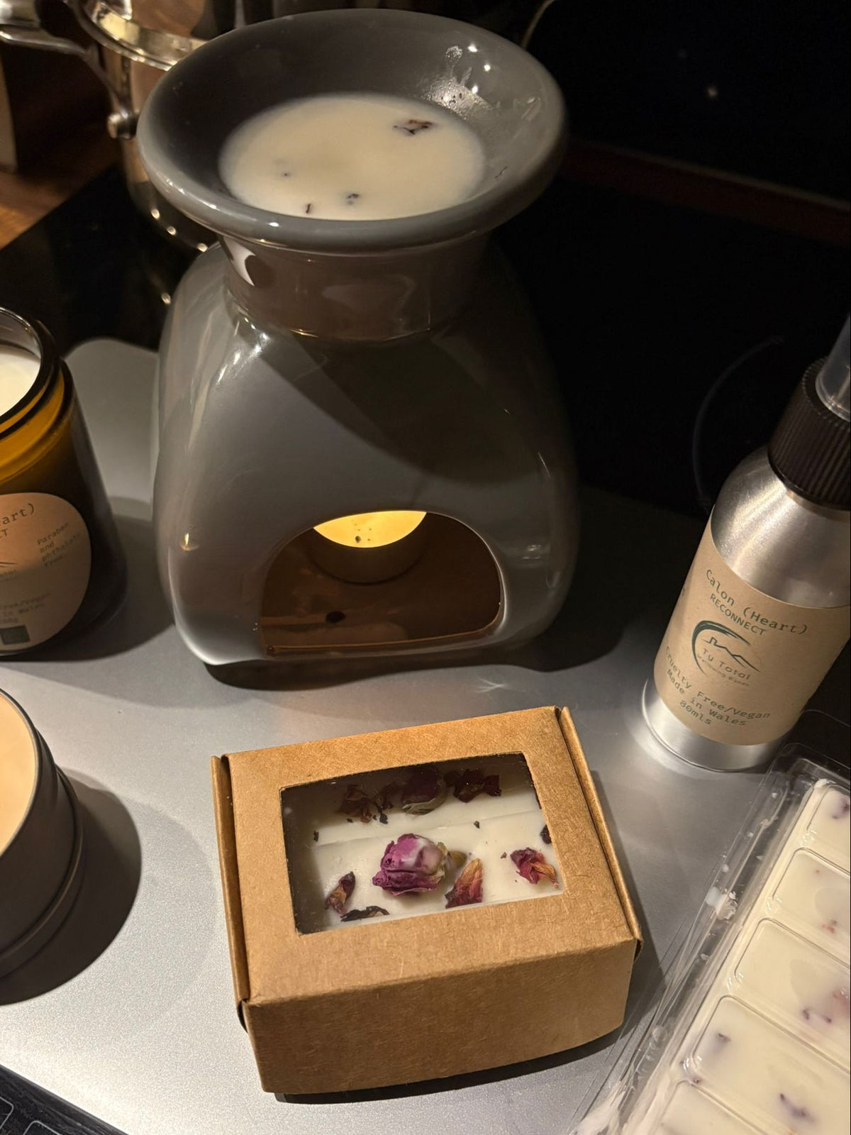 RECONNECT - Rose, Amyris, Sandalwood & Geranium Wax Melt - Tŷ-Total